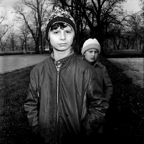 Zwei Kinder, Halle 1982